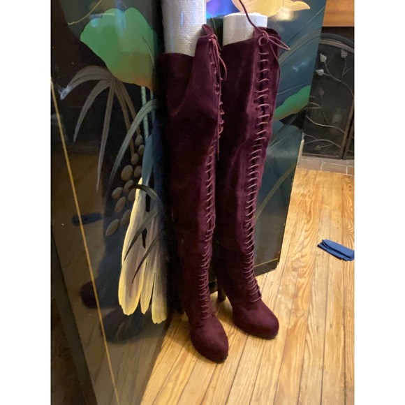 Remy Women thigh high lace up front suede boots Size 8.5 Purple - Picture 7 of 16